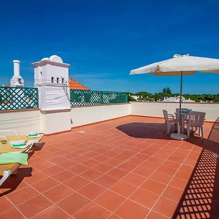 Stunning Two Bedroom In The Old Village *