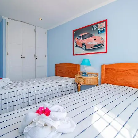 Stunning Two Bedroom In The Old Village